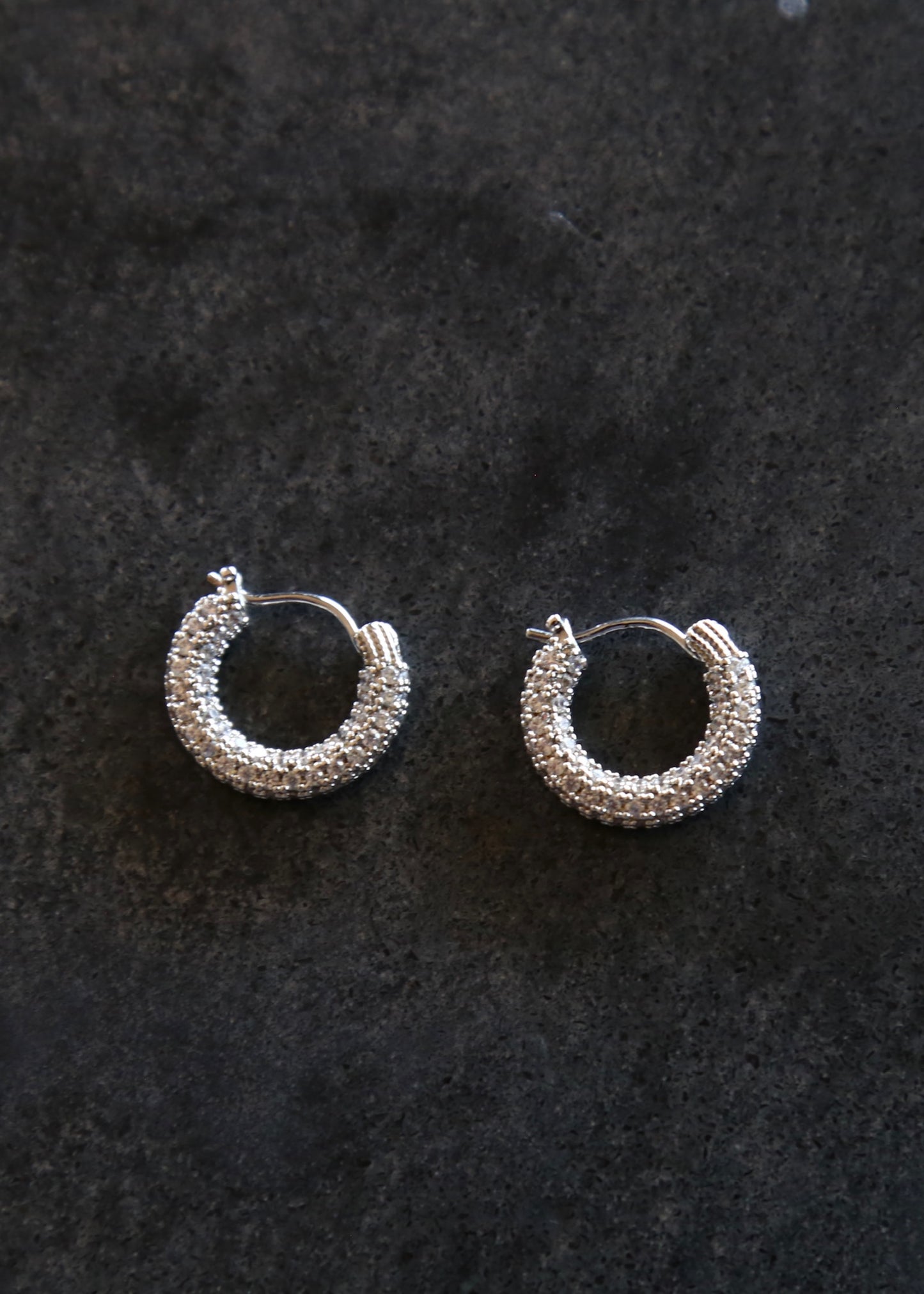Astrid hoops