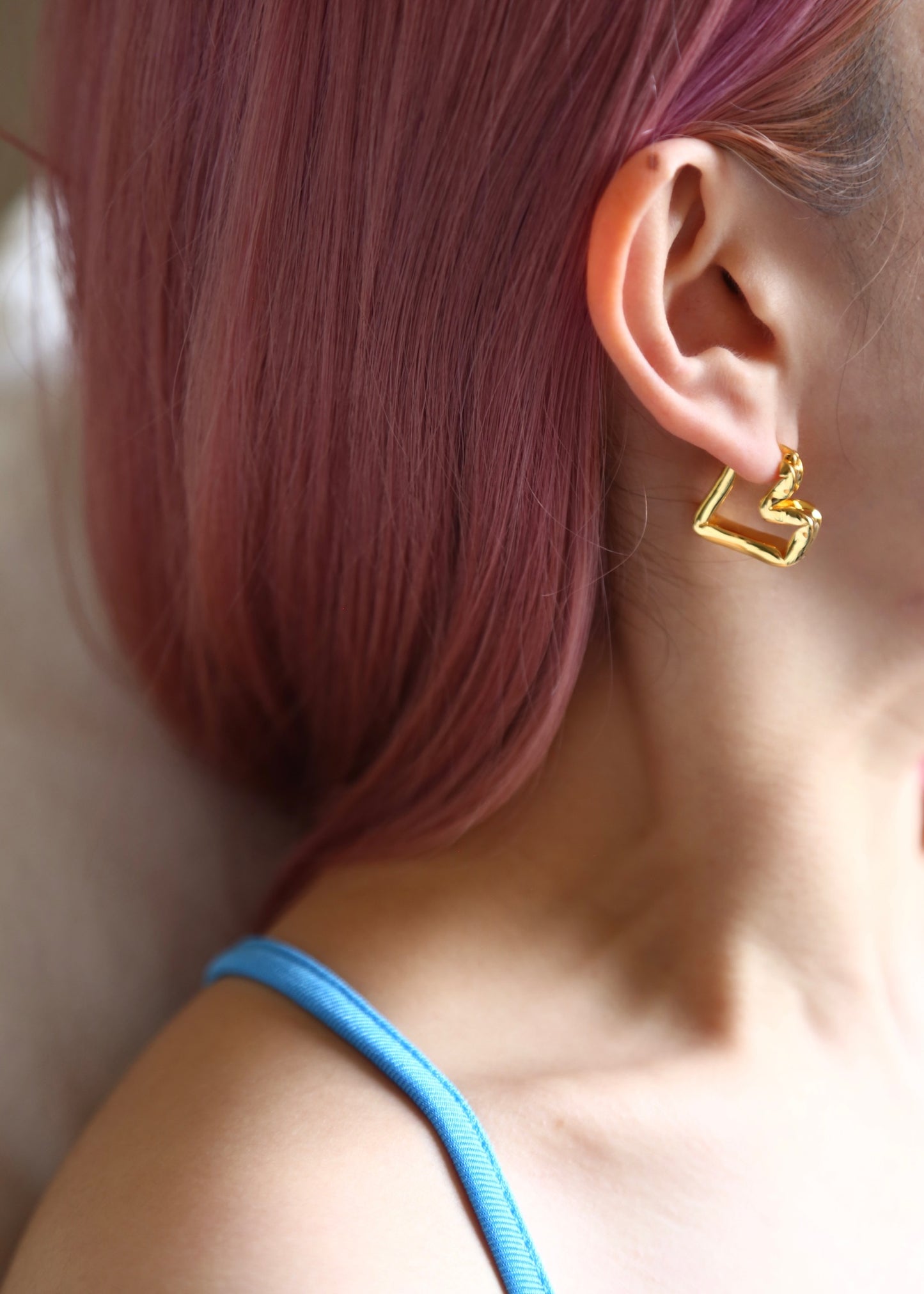 Elvira hoops