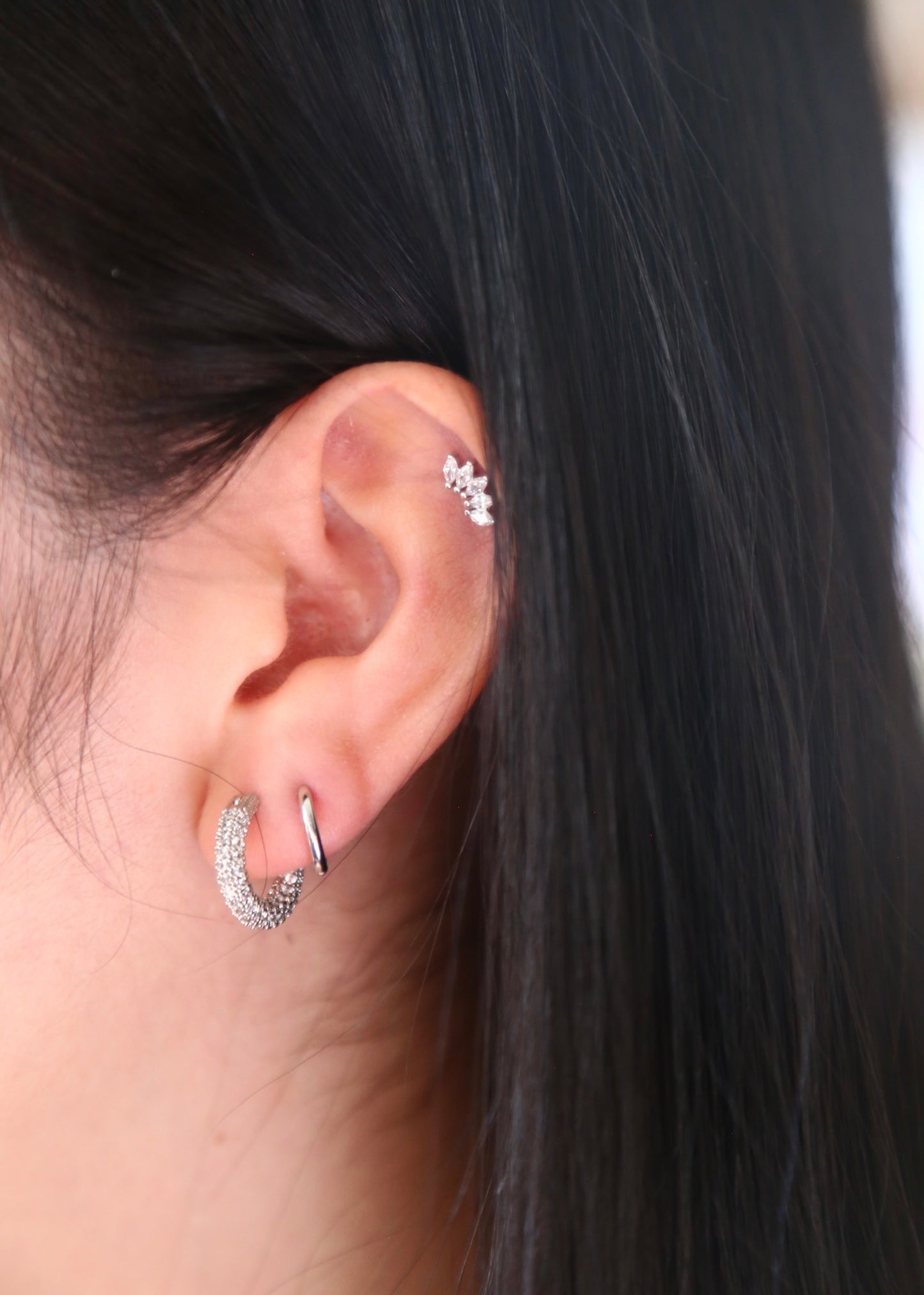 Astrid hoops
