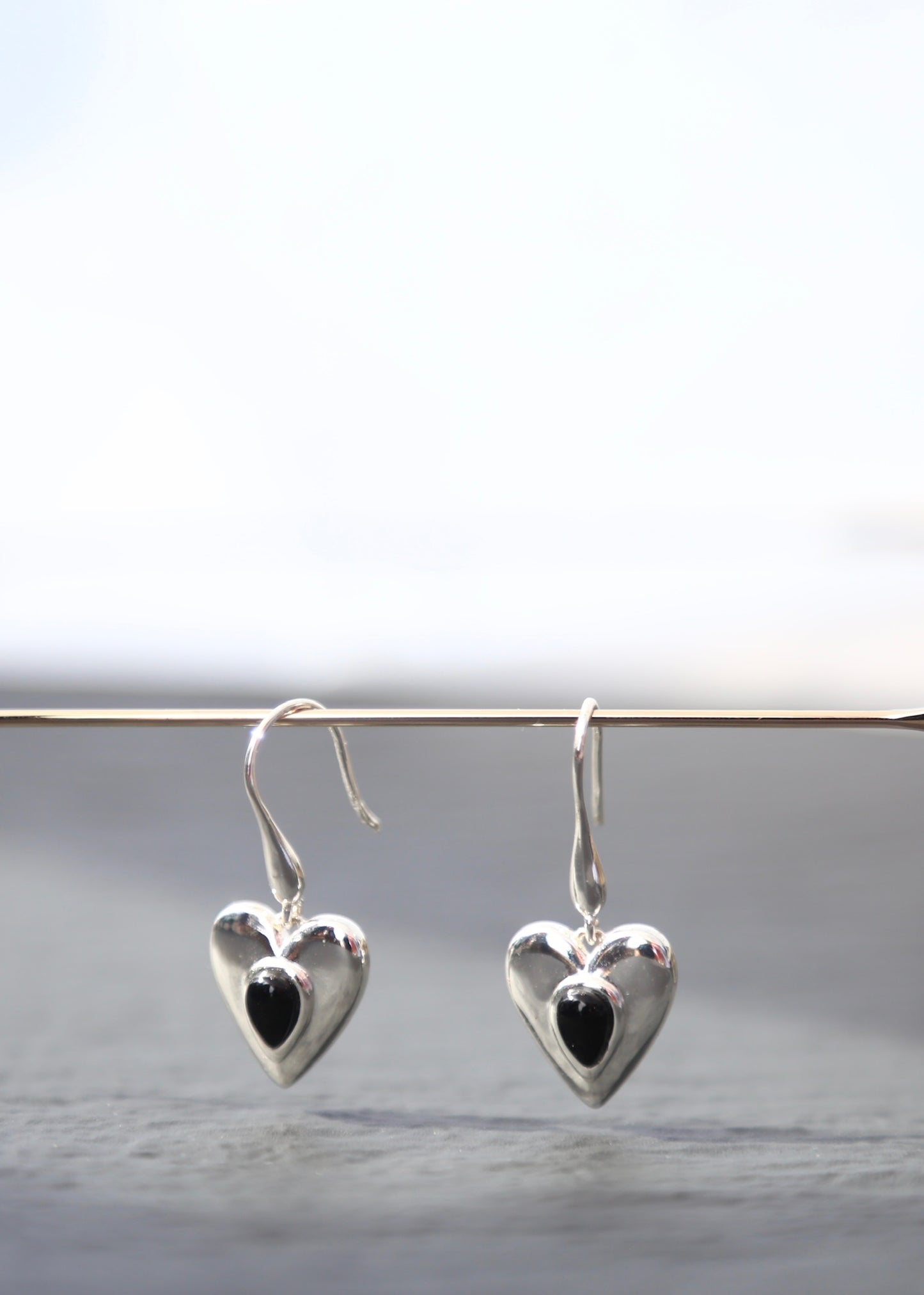 Ziva dangles