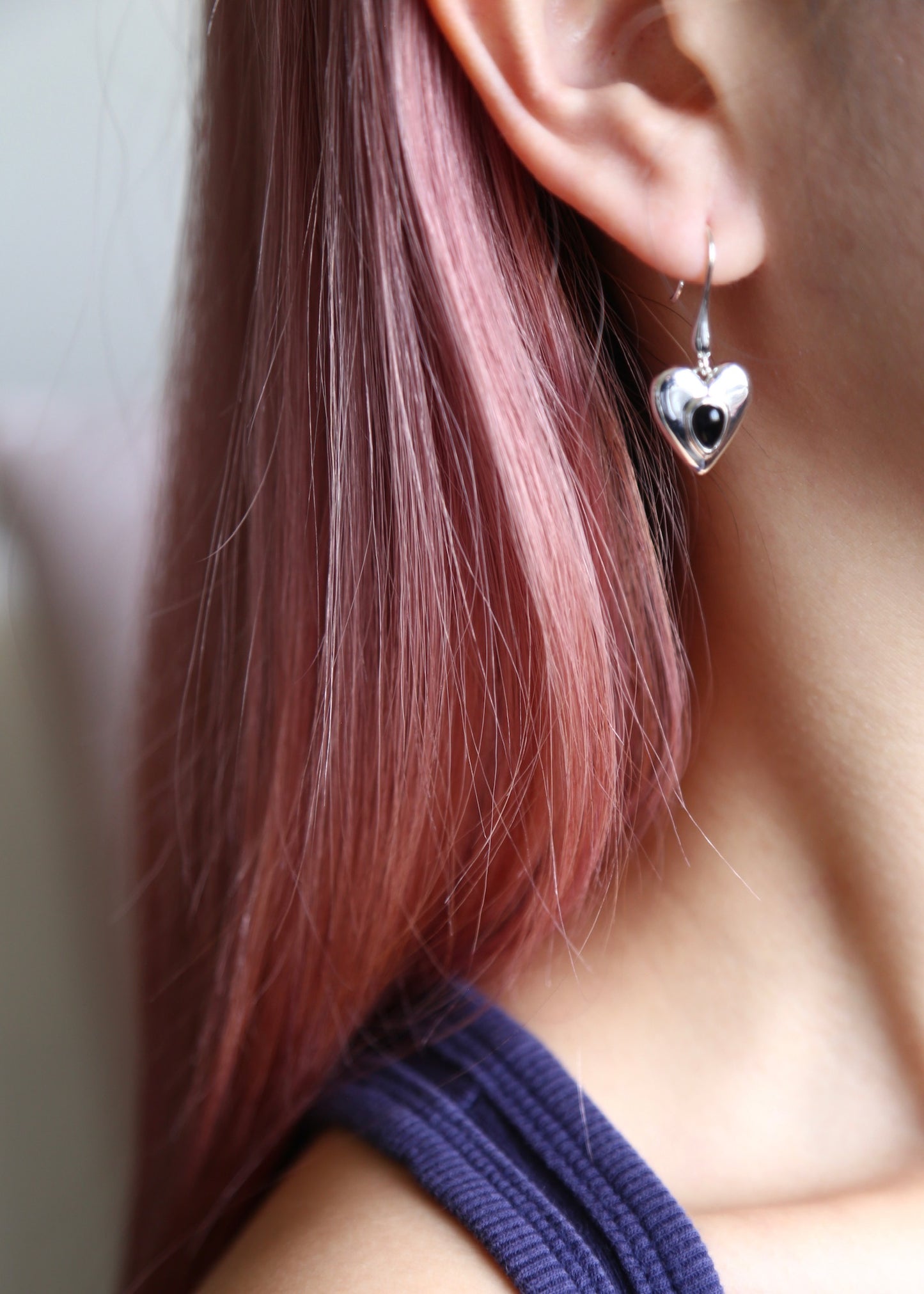 Ziva dangles