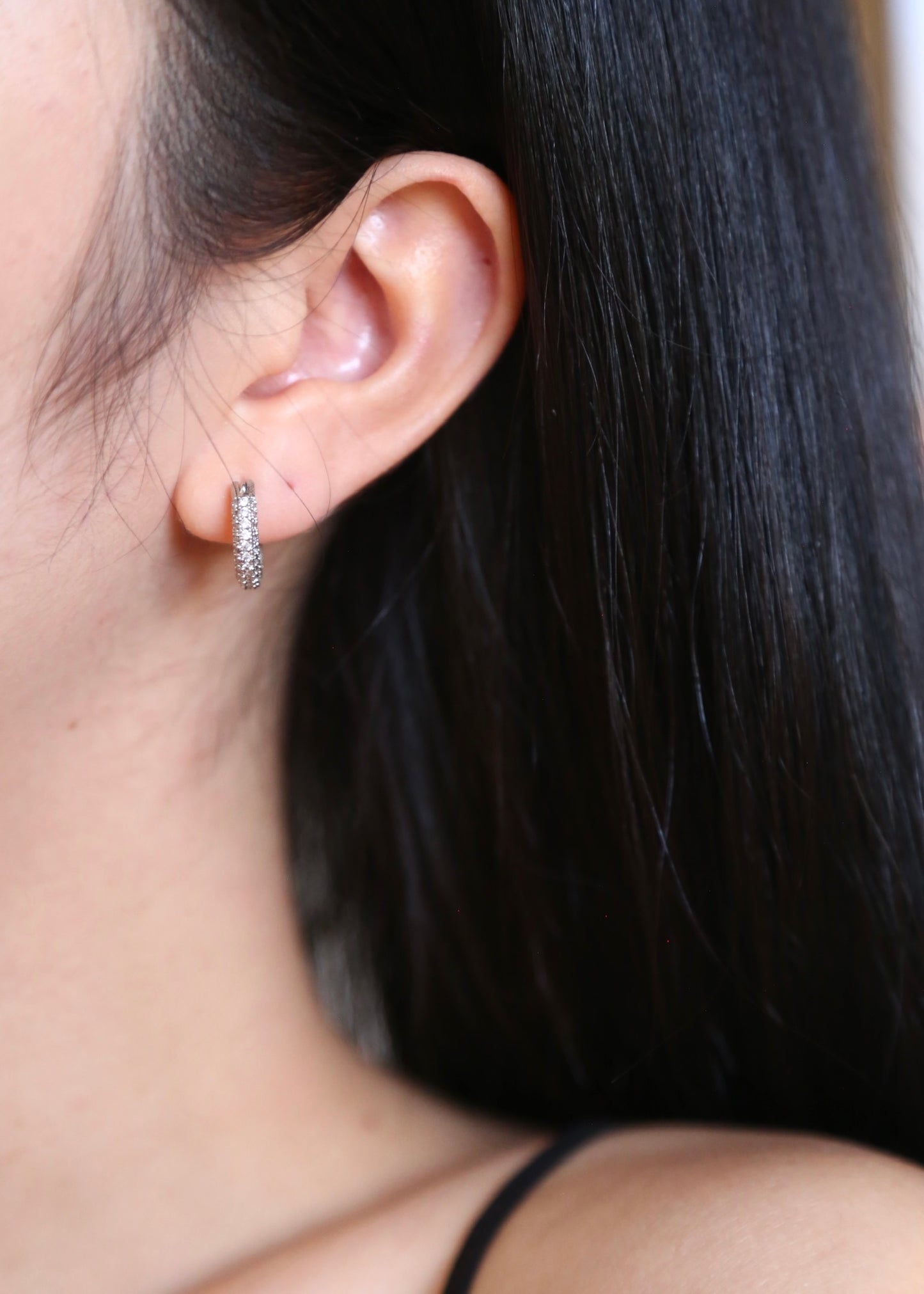 Astrid hoops