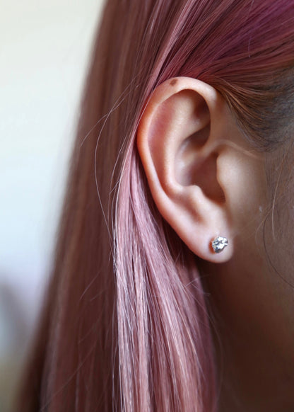 Estelle studs