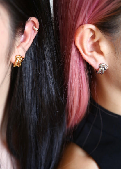 Gia studs