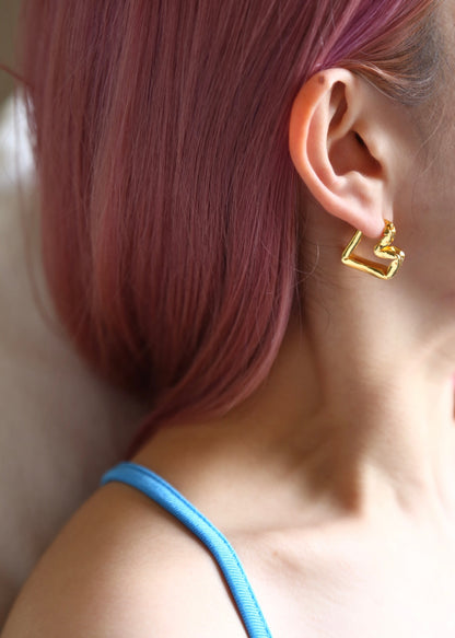 Elvira hoops