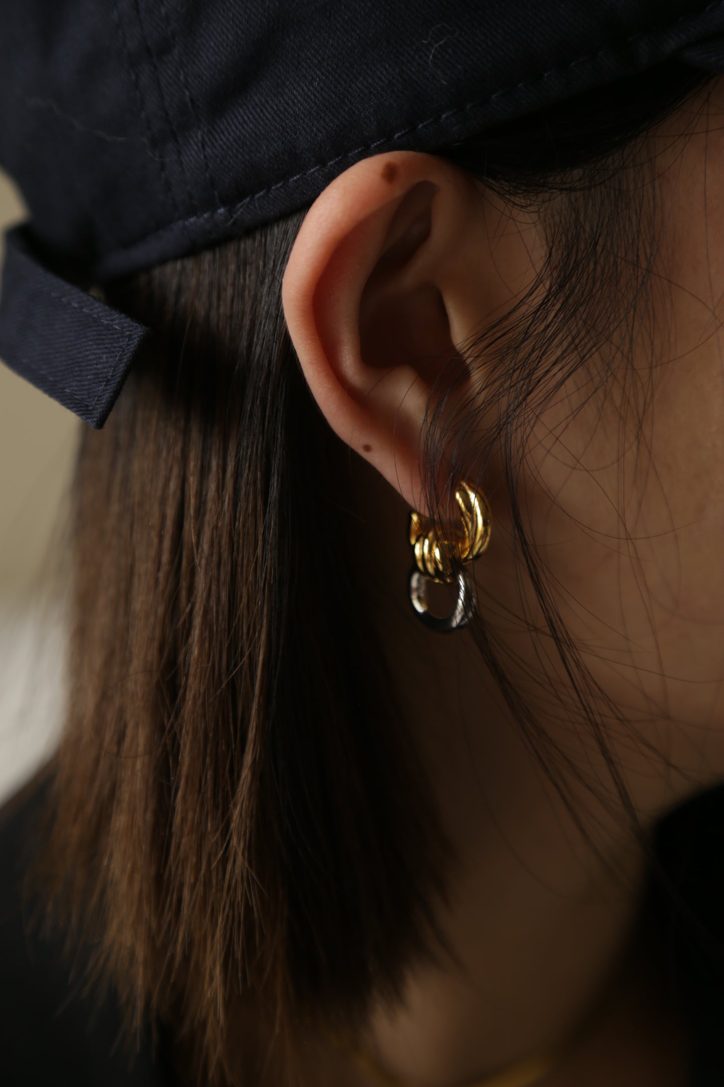 Liora Hoops