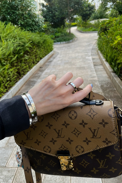 Lena Bangle